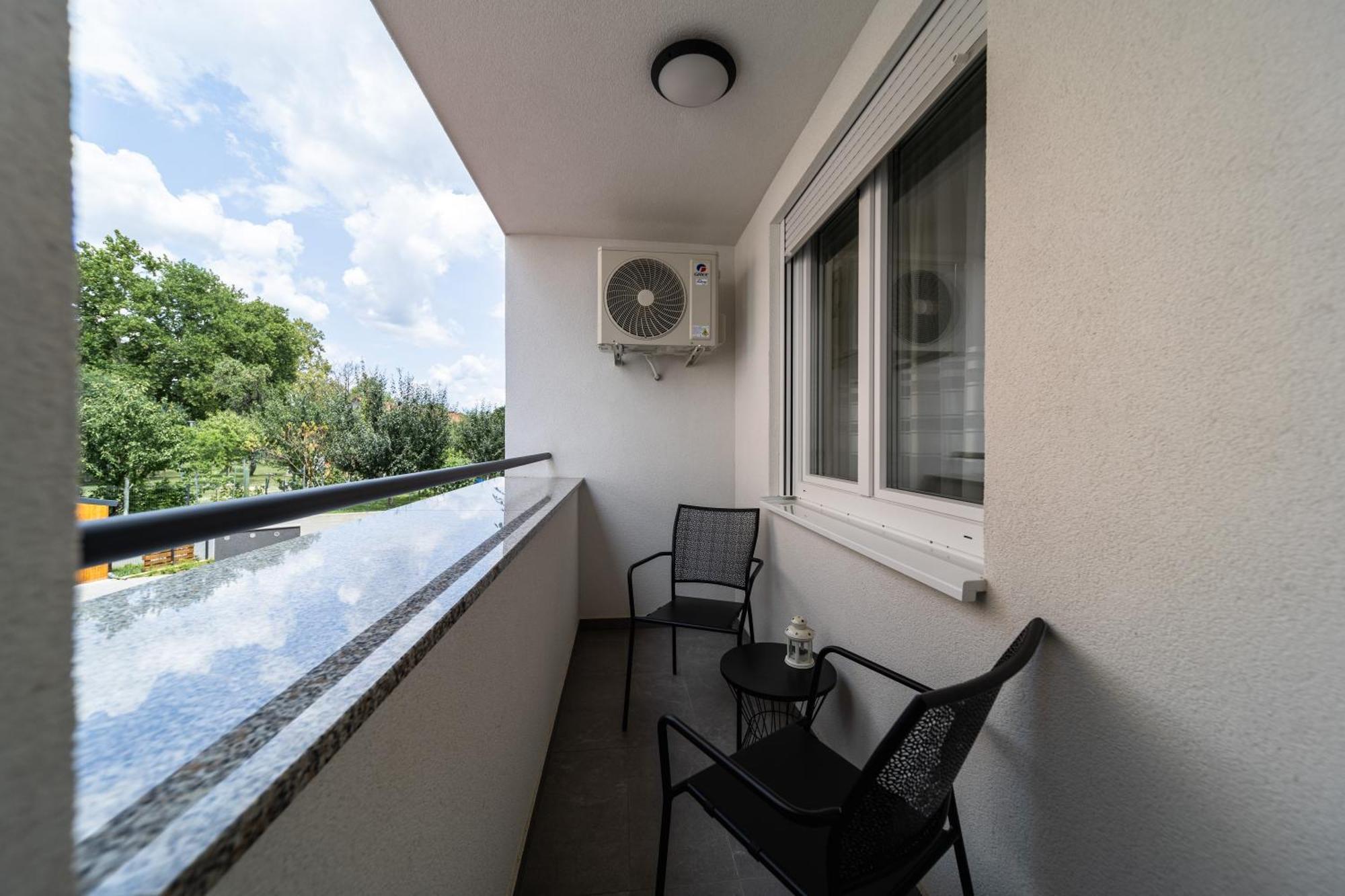 Ninas Apartman ザグレブ エクステリア 写真
